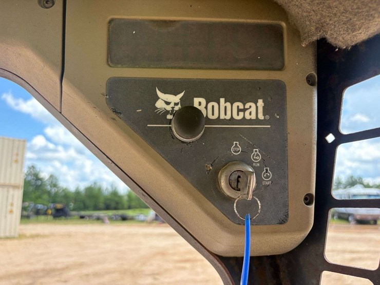 bobcat-864-image-14