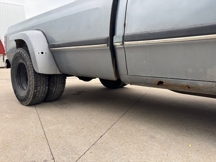 1991-dodge-ram-350-image-18