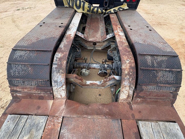2001-fontaine-lowboy-image-28
