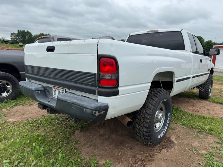 1999-dodge-ram-2500-image-7