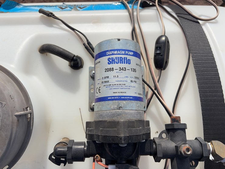 master-manufacturing-utv-sprayer-image-10