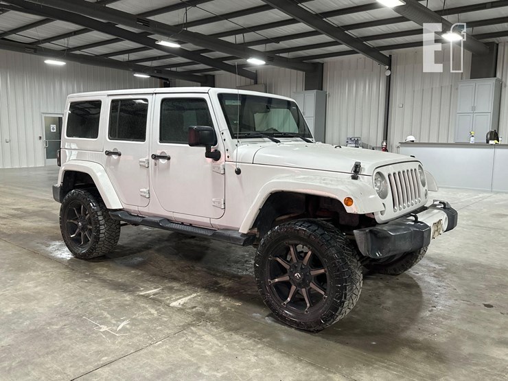 2016-jeep-wrangler-image-2