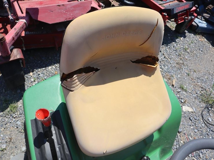 john-deere-lx173-image-18