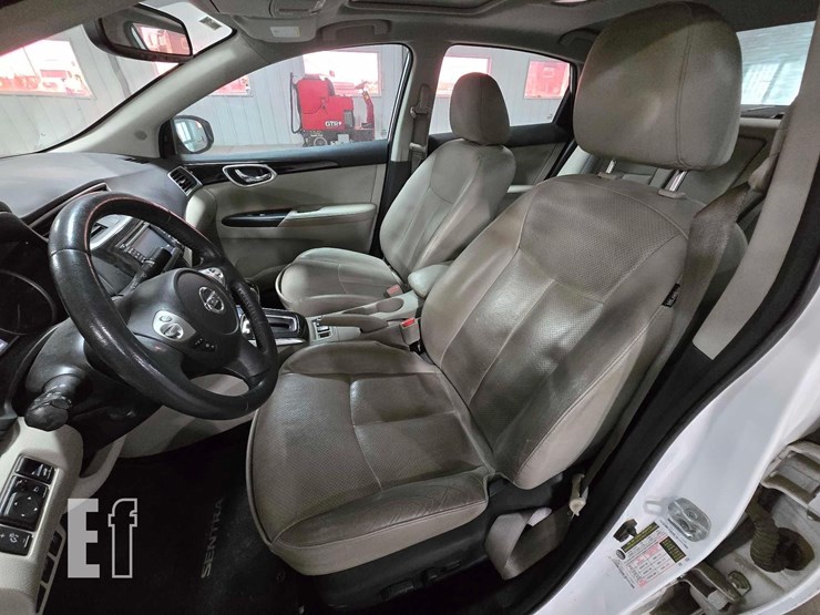 2017-nissan-sentra-image-9
