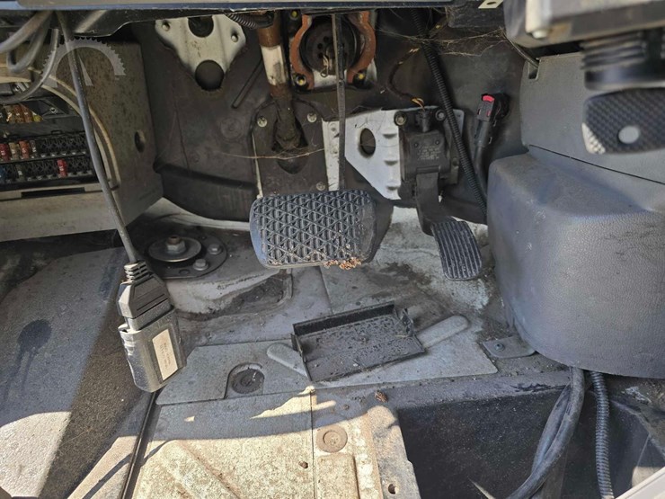 2009-freightliner-sprinter-3500-image-11