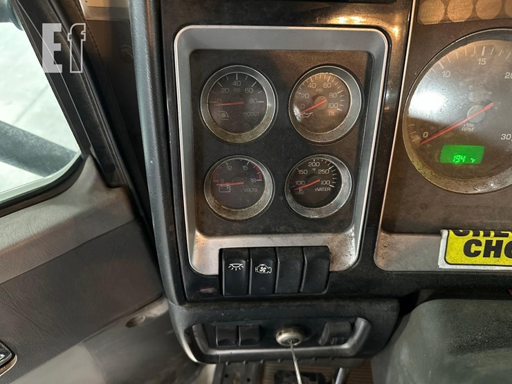 2009-kenworth-t660-image-19