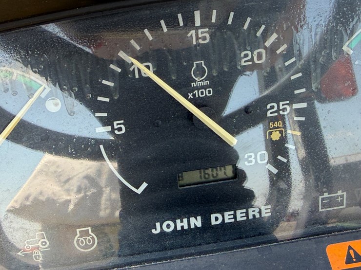 2000-john-deere-4200-image-33