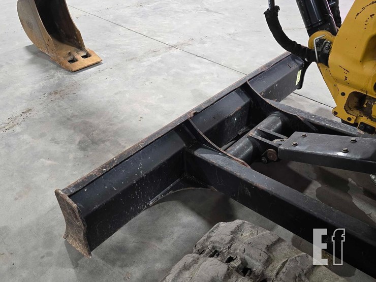 2019-caterpillar-303.5e2-cr-image-16