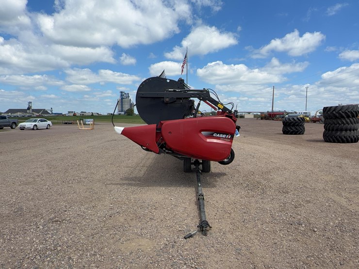 2014-case-ih-3162-image-7