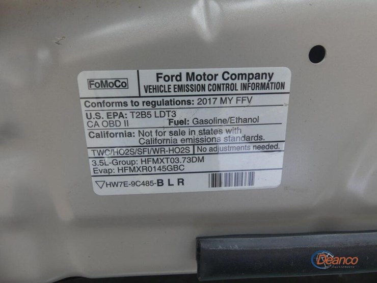 2017-ford-explorer-image-7