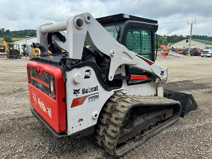 2021-bobcat-t770-image-6