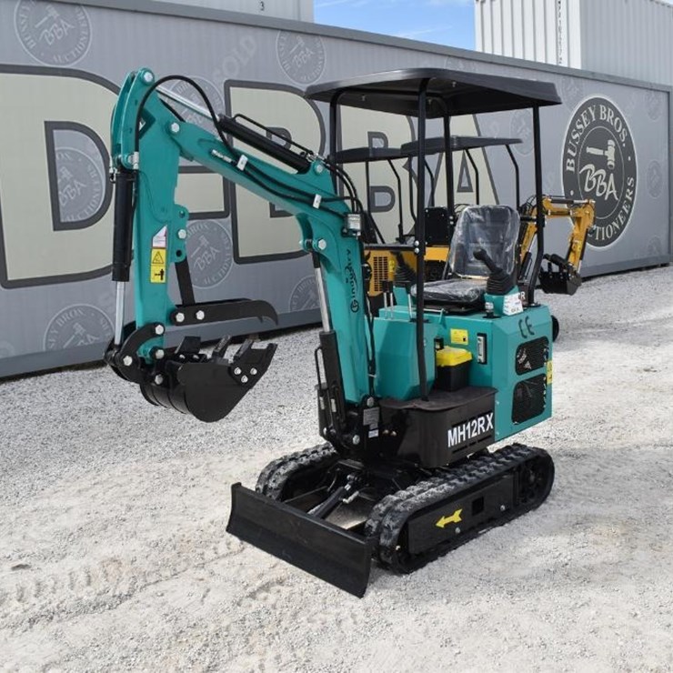 CFG MINI EXCAVATOR 45618