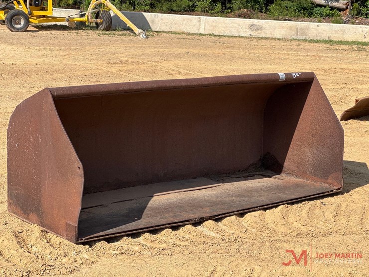 85"-high-capacity-bucket-skid-steer-attachment-image-1