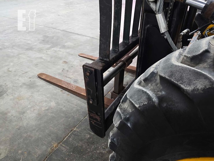 2020-jcb-930-image-12