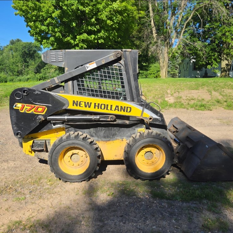 NEW HOLLAND L170