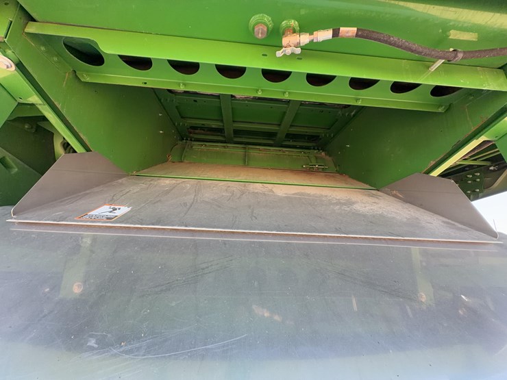 2015-john-deere-s680-image-30