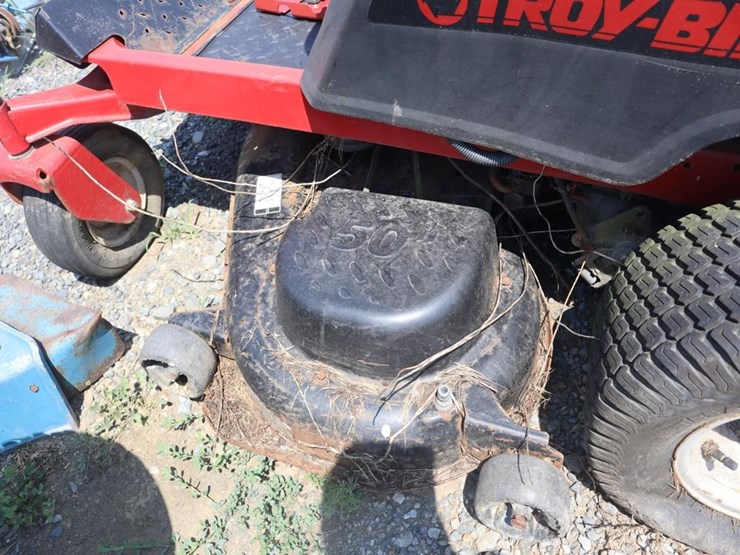 troybilt-zero-turn-mower-image-11