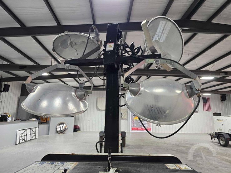 allmand-bros-night-lite-v-series-image-10