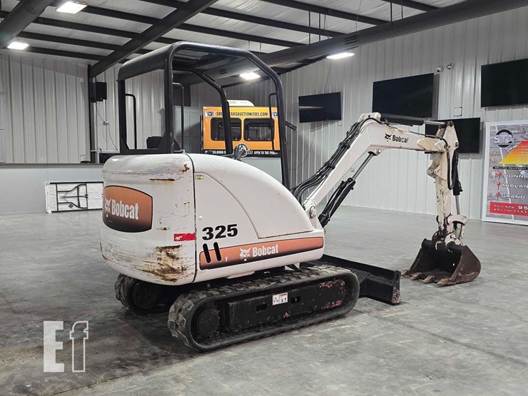2008-bobcat-325g-image-3