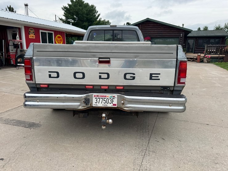1991-dodge-ram-350-image-4