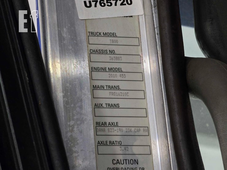 2013-kenworth-t800-image-28