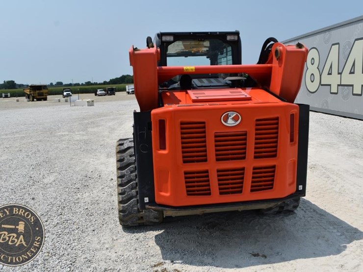 2021-kubota-svl97-2-image-13
