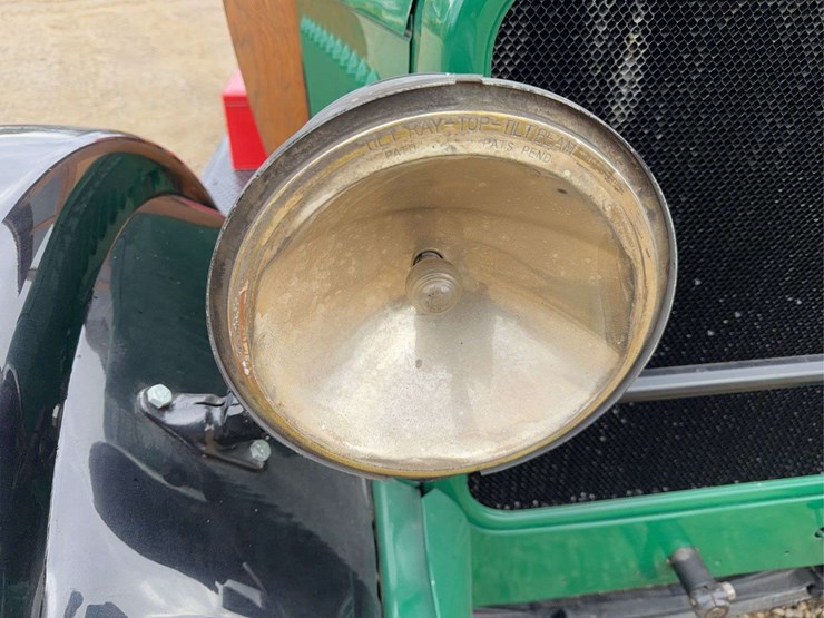 white-fuel-truck-image-59