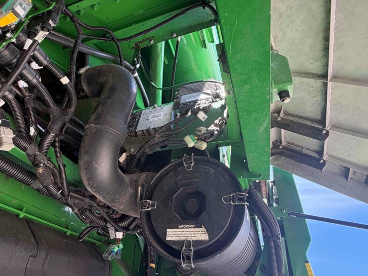 2019-john-deere-s780-image-51