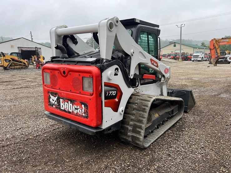 2023-bobcat-t770-image-6