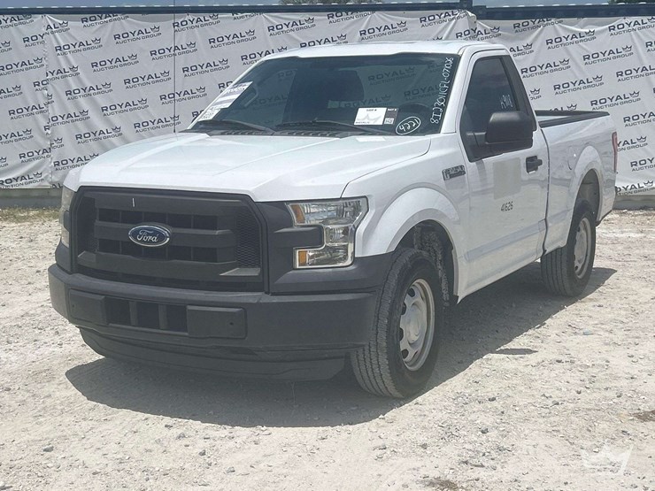 2017-ford-f150-image-1