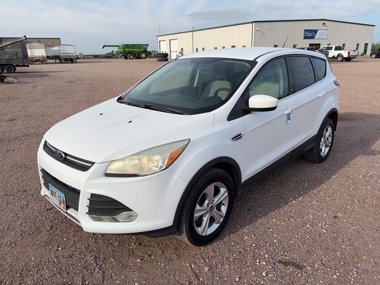 2013-ford-escape-image-1