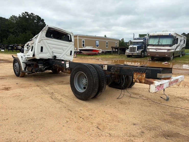 2009-international-durastar-4300-image-2