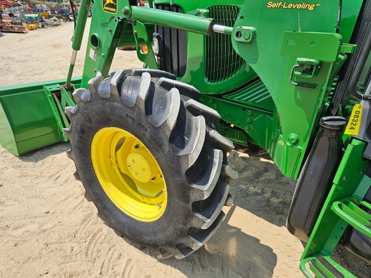 john-deere-6420-image-56