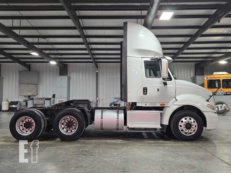 2016-international-prostar-image-6