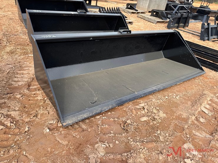 new-/-unused-90"-smooth-bucket-skid-steer-attachment-image-1
