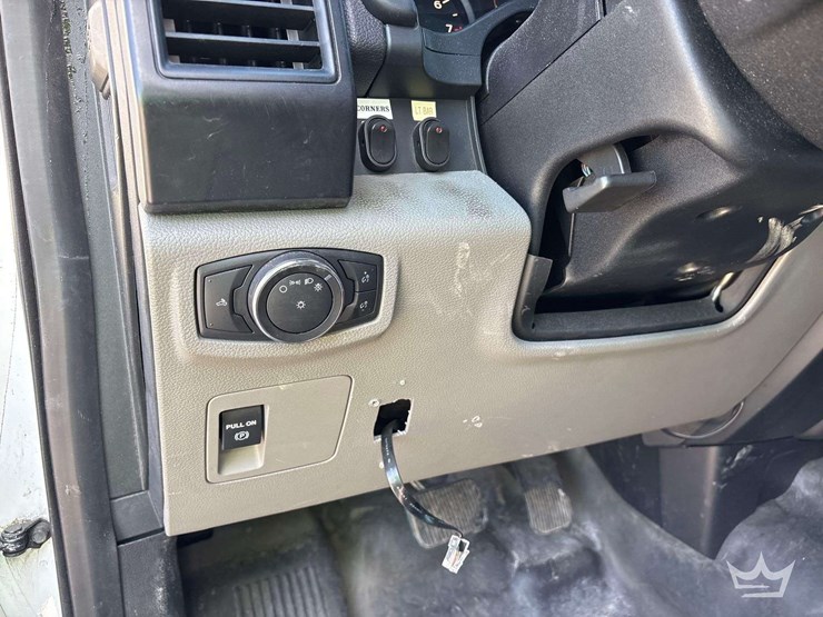 2016-ford-f150-image-14