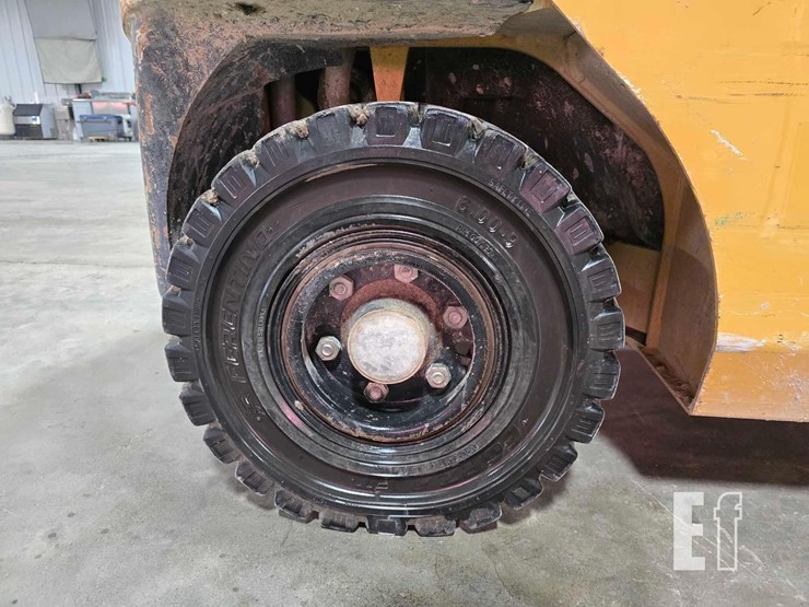2018-caterpillar-gp25n-image-25