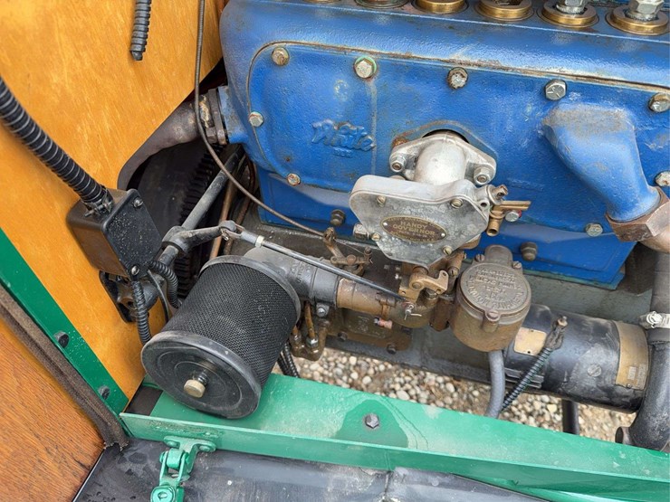 white-fuel-truck-image-31