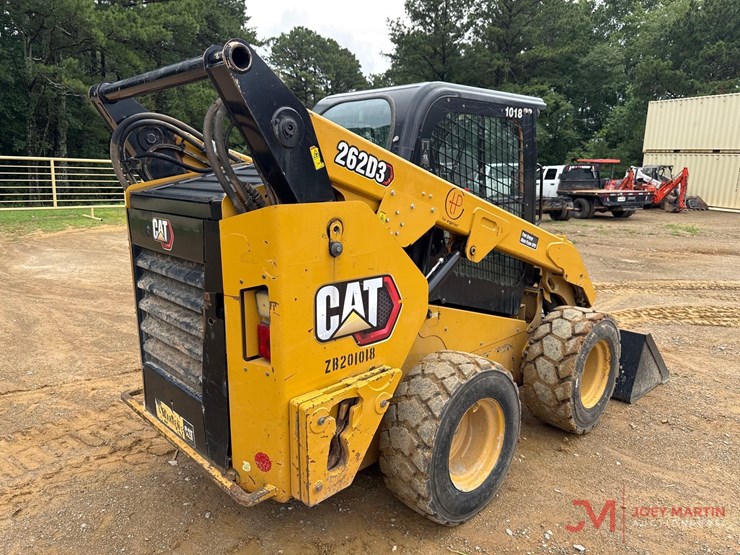 2020-caterpillar-262d3-image-2