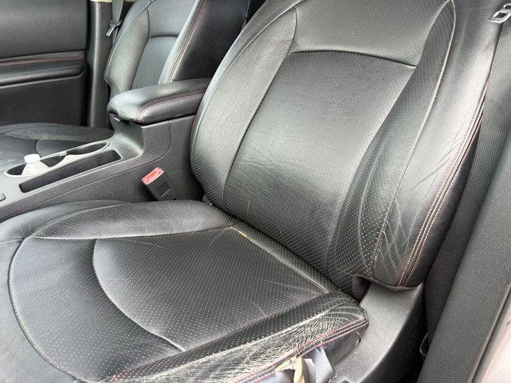 2010-nissan-rogue-image-57