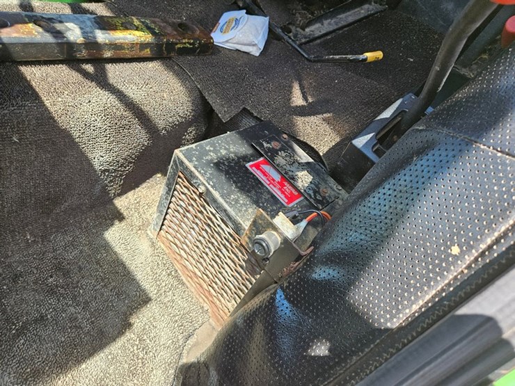 john-deere-5400-image-31