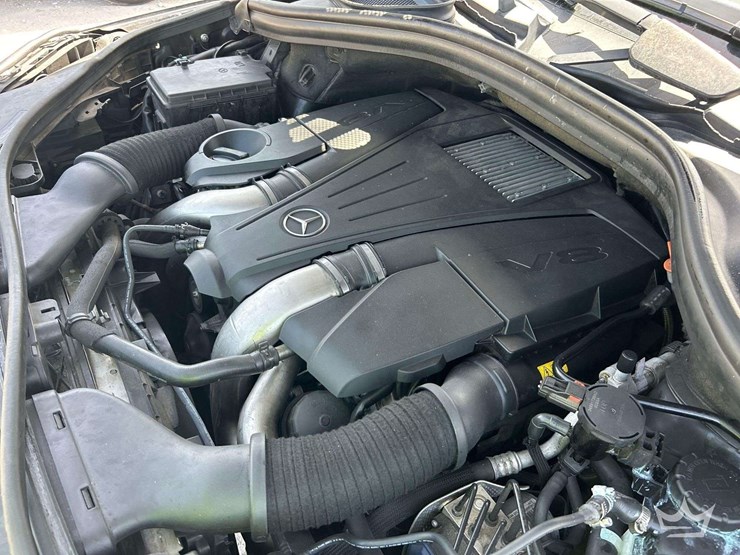 2013-mercedes-benz-gl450-image-7