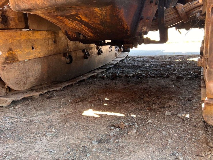 caterpillar-d2-image-28