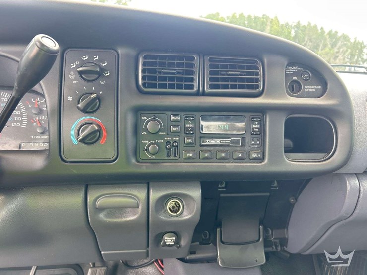 2001-dodge-ram-1500-image-19