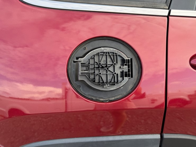 2014-jeep-cherokee-image-57