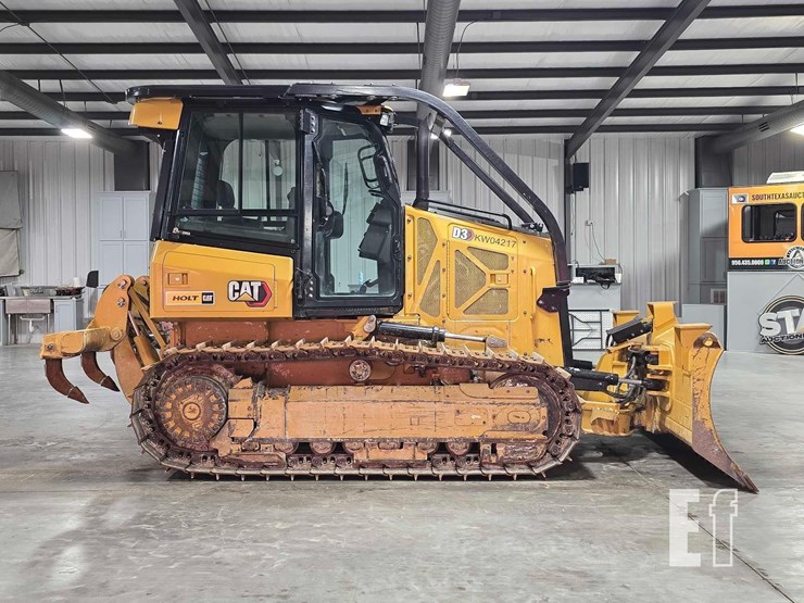 2022-caterpillar-d3-image-6