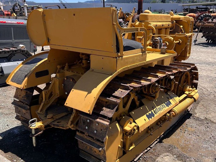 caterpillar-thirty-image-5