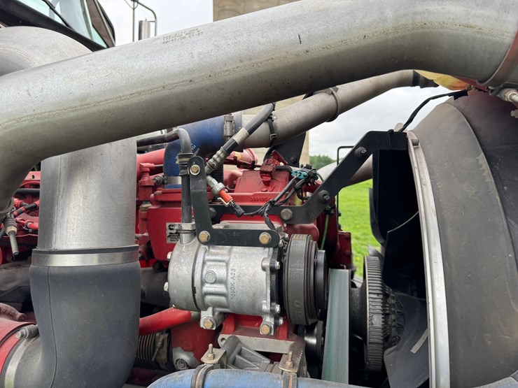 2021-kenworth-w900l-image-88