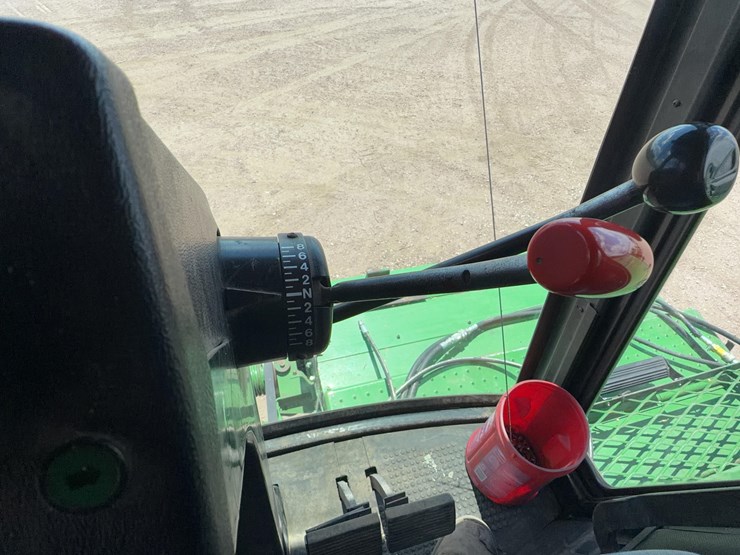 1981-john-deere-8820-image-57