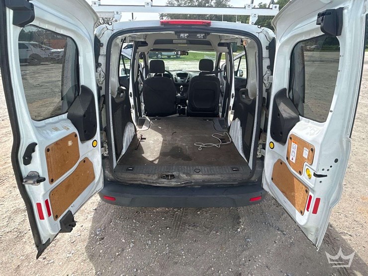 2015-fort-transit-connect-cargo-van-image-21